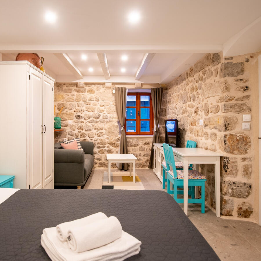 PETIT NOOK